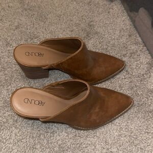 ABOUND Women's Brown Mules